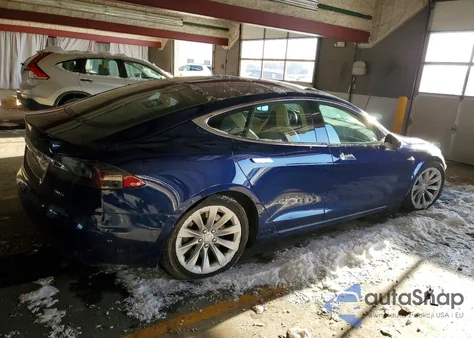 2017 Tesla Model S z USA, uszkodzony, nr VIN 5YJSA1E22HF189740